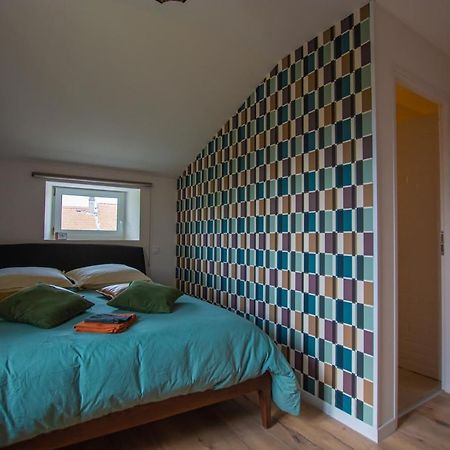 Emilie Une Nuit - 3 Chambres Au 2E Etage - Maison Avec Chats Vandieres  Exterior foto